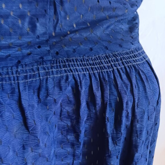 1OF1 Women's 8 Vintage Dress 1960's Eyelet Midi Tie Neck Slinky Stretch Nylon - Picture 9 of 9